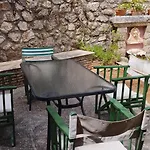 Polytropon * Kastron (Kefalonia)