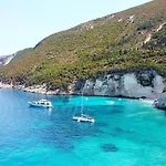 Polytropon * Kastron (Kefalonia)