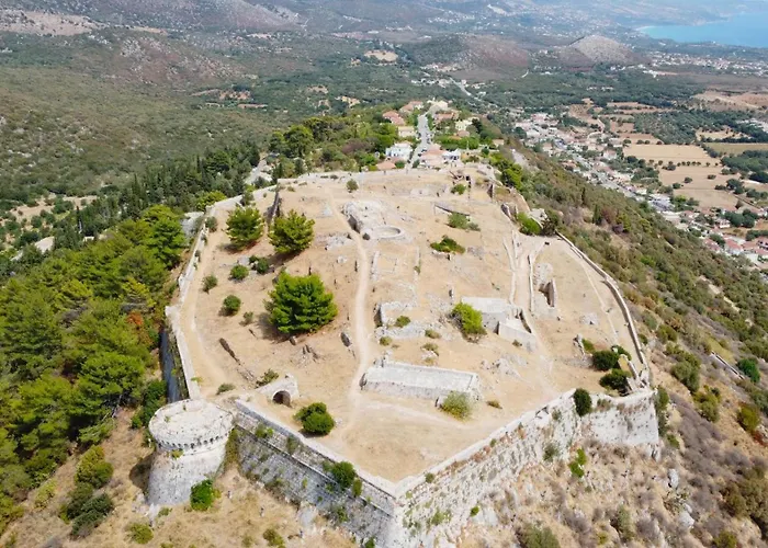 Polytropon * Κάστρο